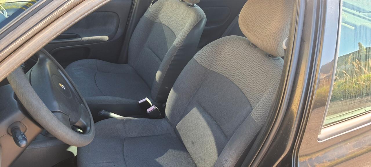 Renault Clio 1.2 5 Porte Km.145.700 Ottime condizioni