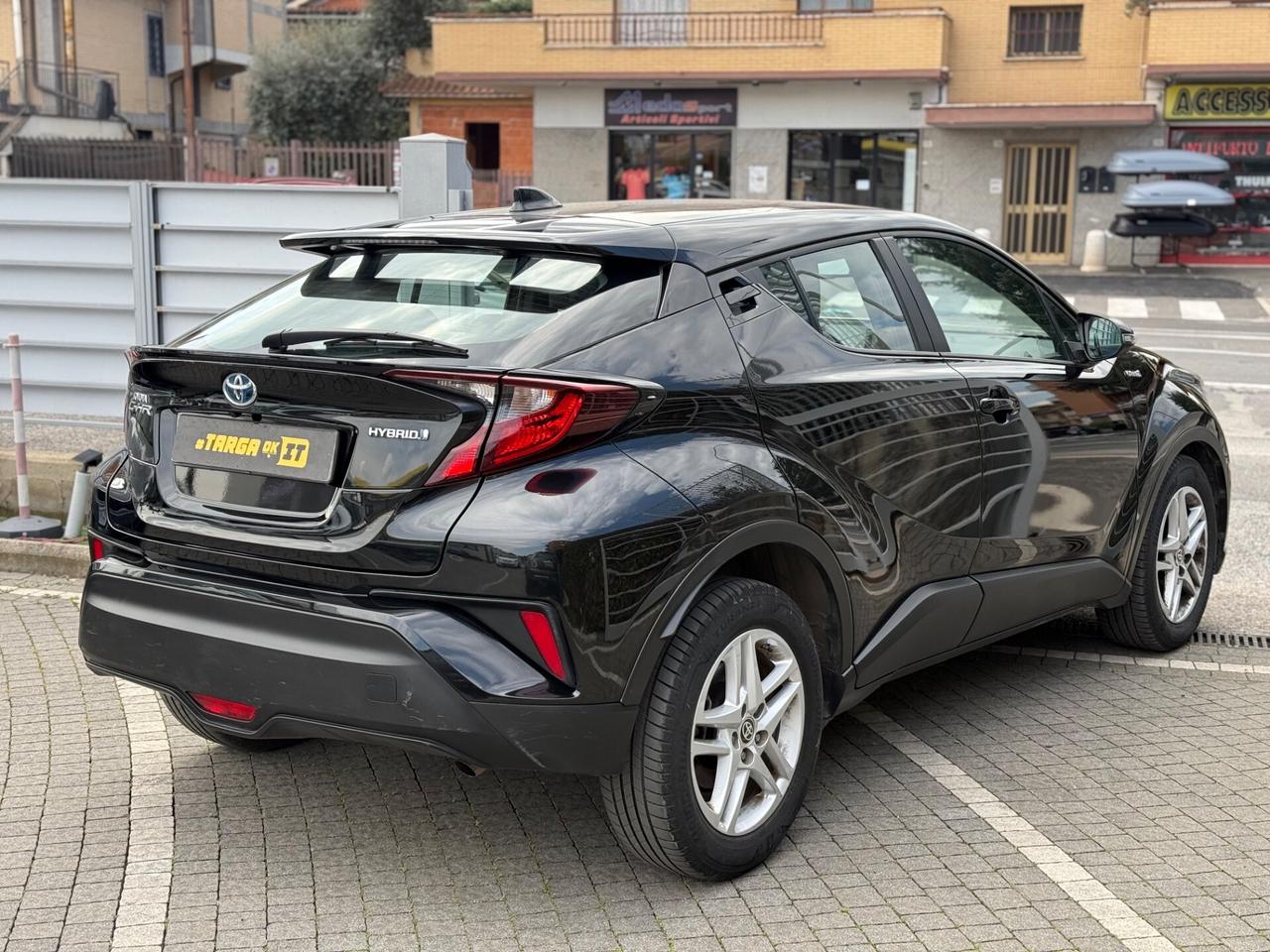 Toyota C-HR 1.8 Hybrid E-CVT Active GARANTITA