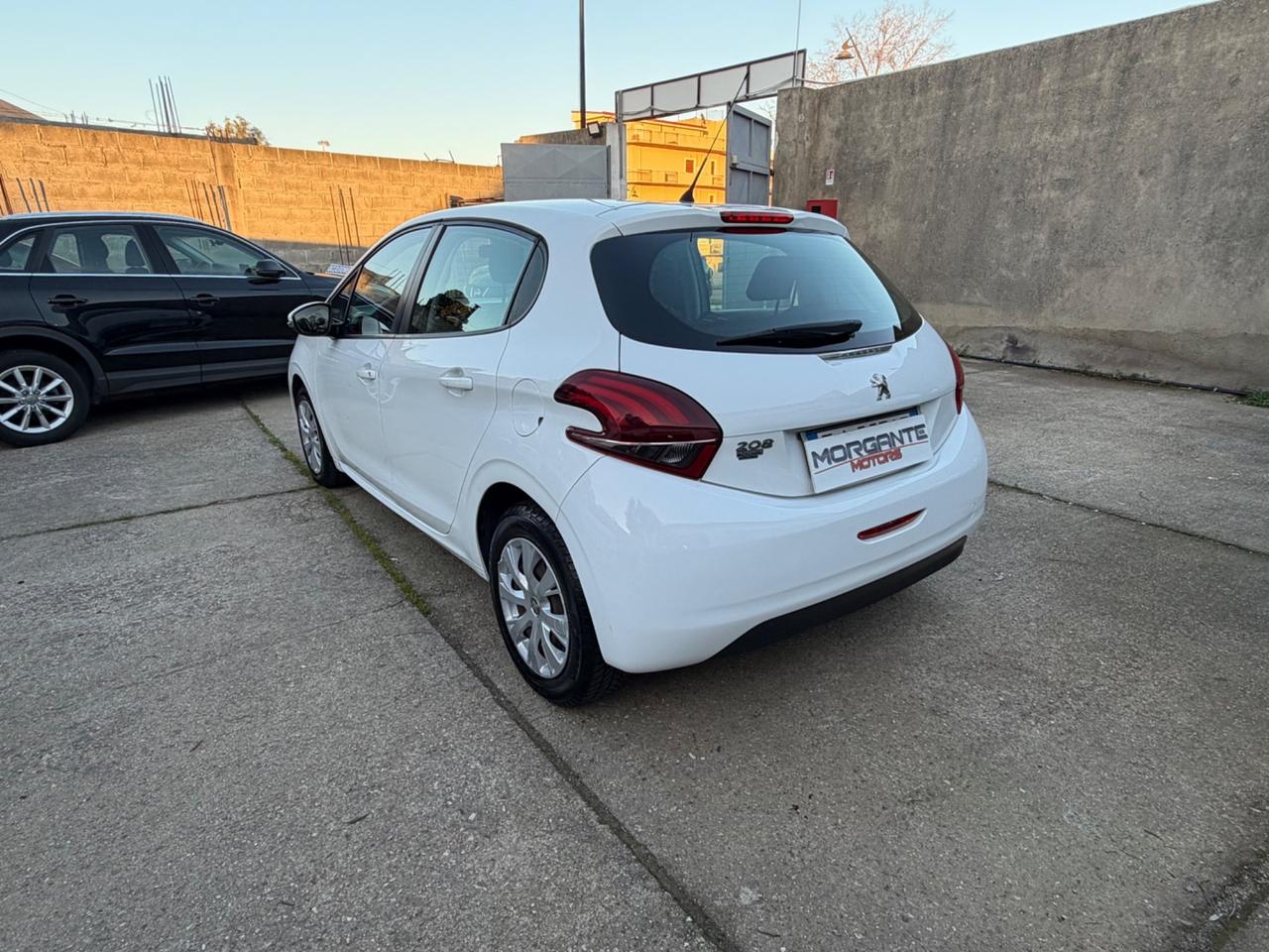 Peugeot 208 1.5BlueHDi 75cv 2017 AUTOCARRO 4 posti