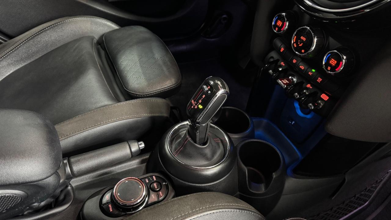 Mini 2.0 Cooper SD aut. Hype 5 porte-2019