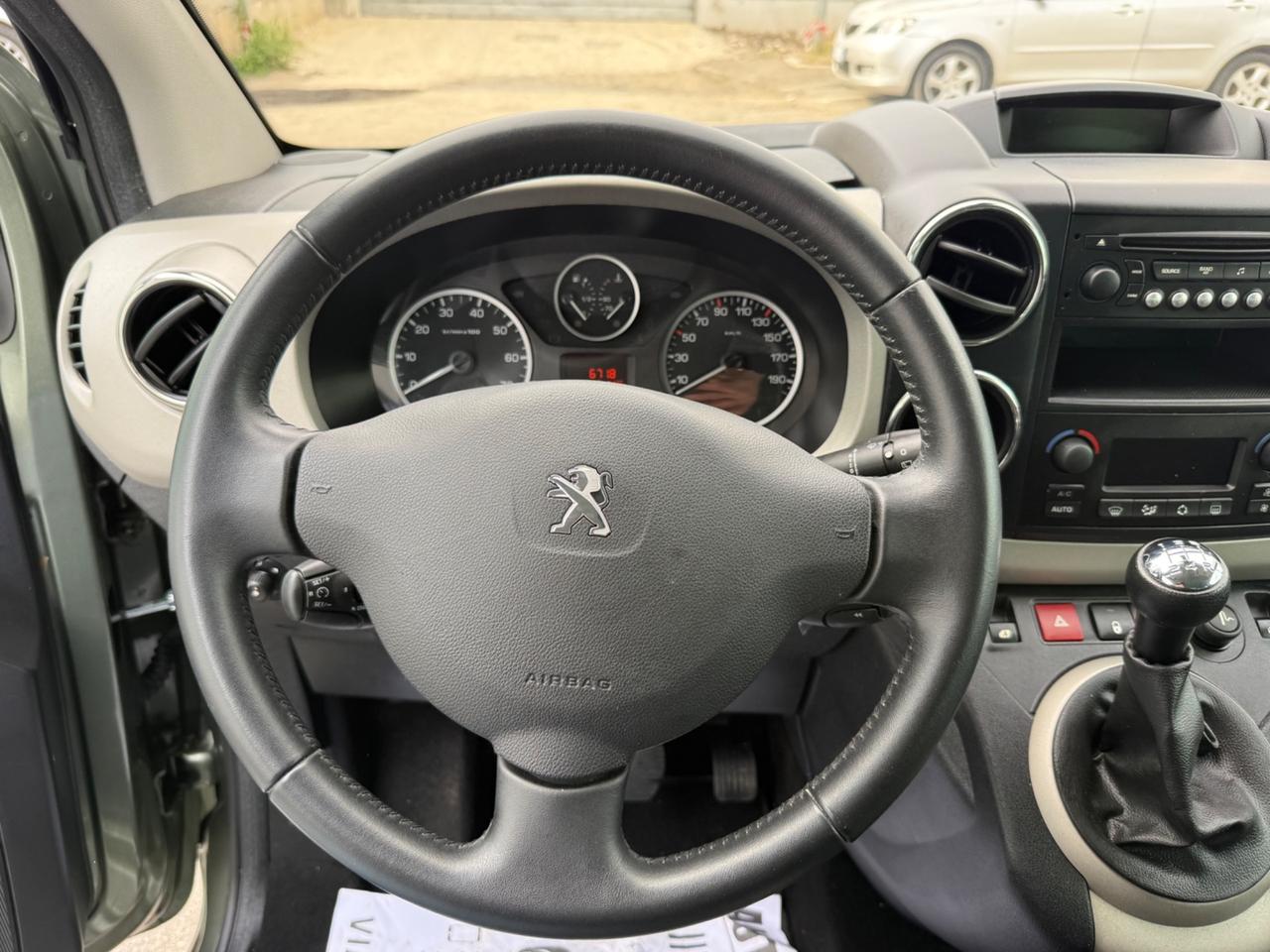 Peugeot Partner Tepee 1.6 Benzina 120CV Outdoor