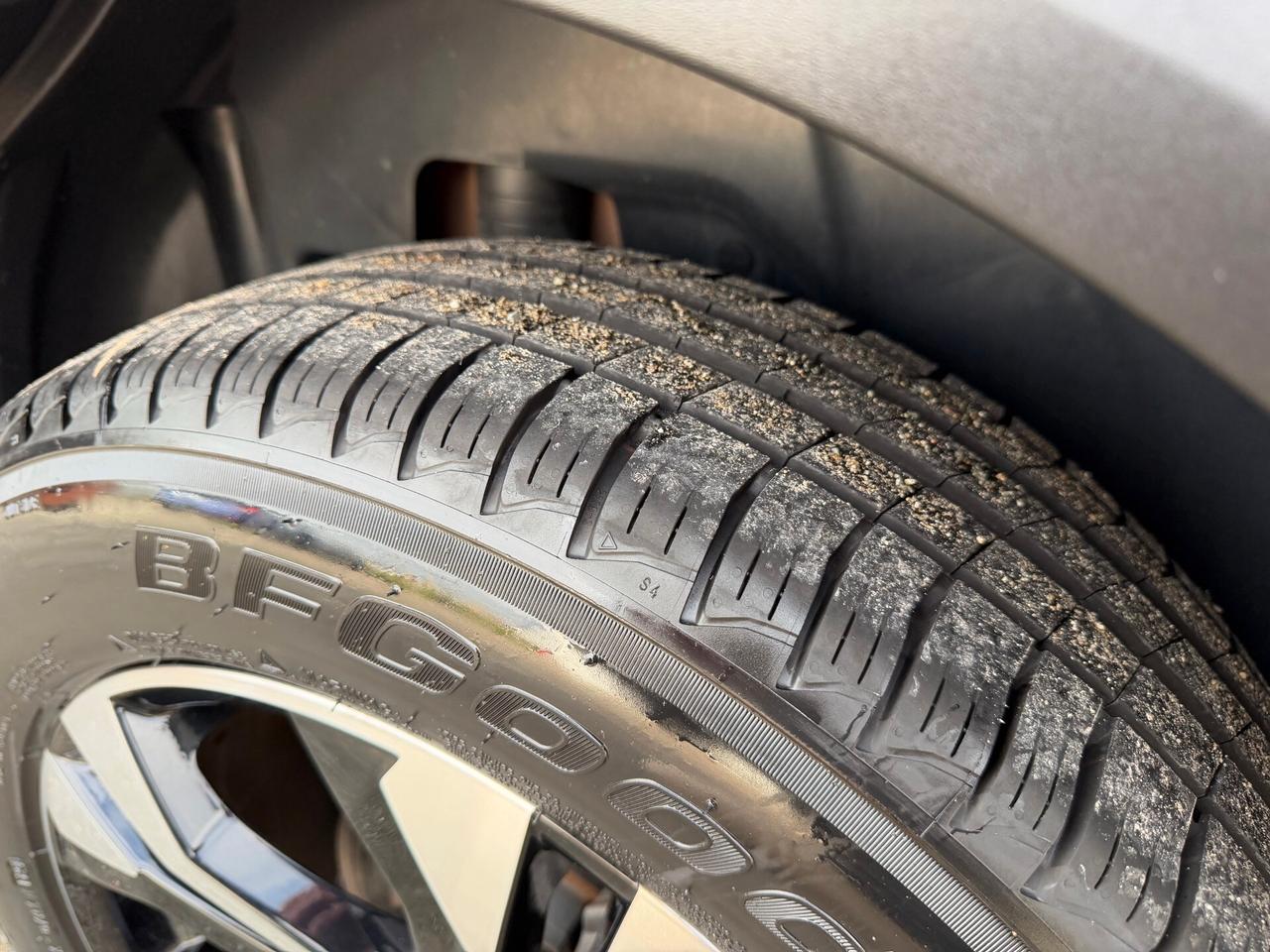 PEUGEOT 2008 1.2 Benz. Allure Pack GARANTITA