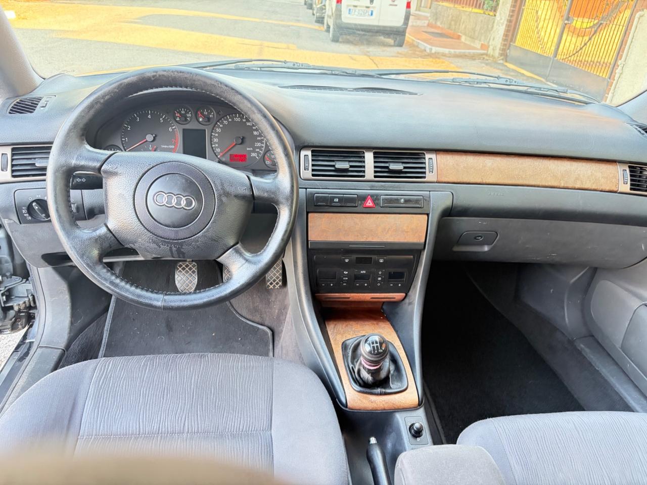 Audi A6 2.4 V6 cat Ambiente A.S.I