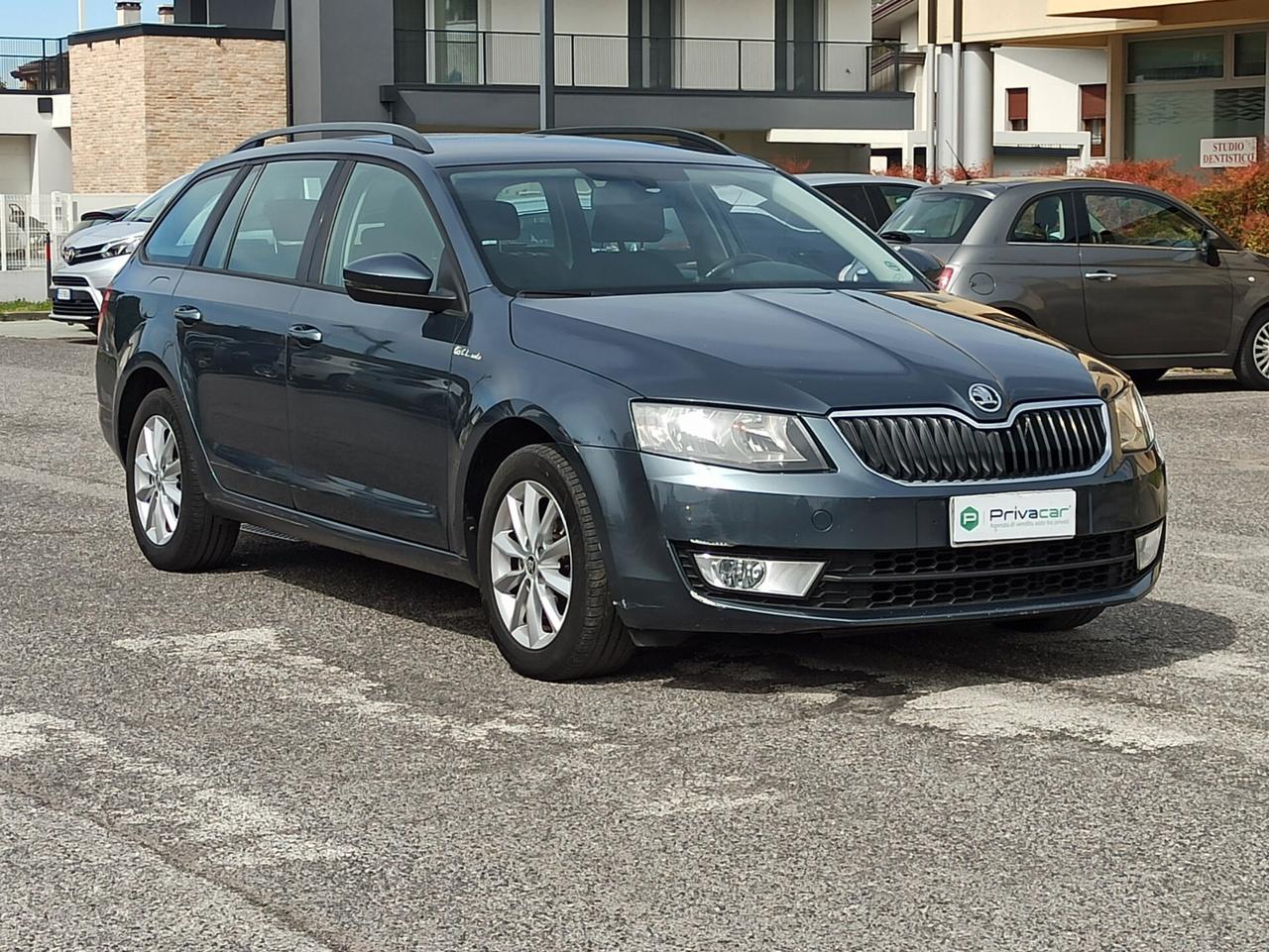 Skoda Octavia 1.6 TDI CR 105 CV Wagon Ambition
