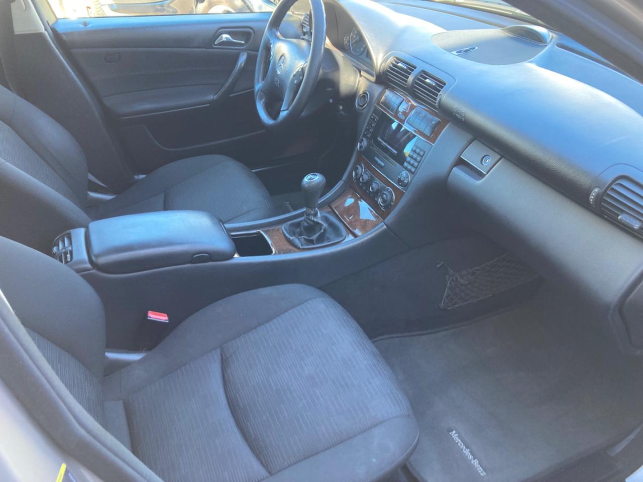 MERCEDES C BERLINA (GANCIO TRAINO) DA VETRINA
