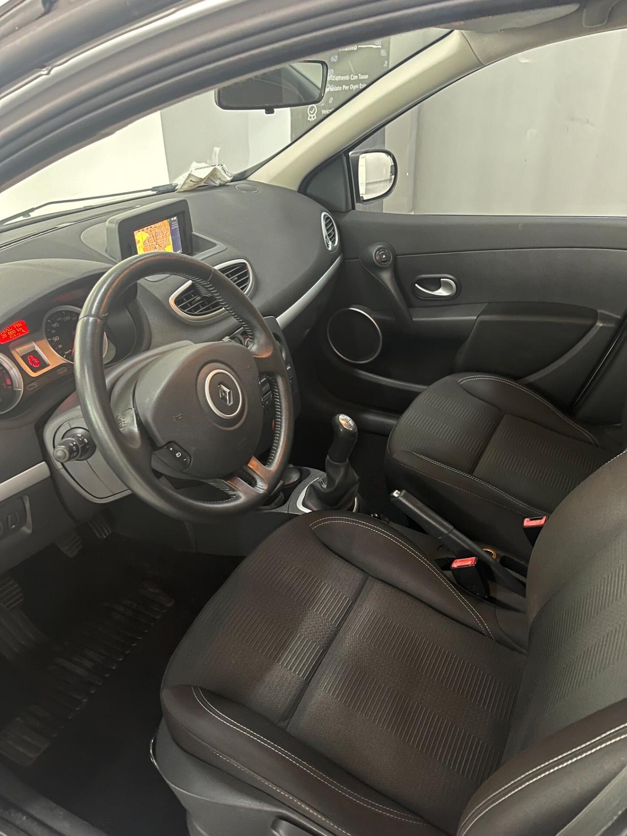 Renault Clio 1.2 16V 75 CV 5 porte Luxe