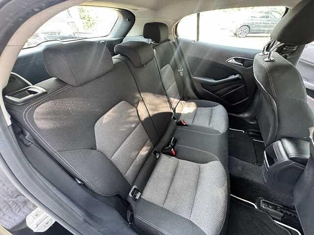 Mercedes-Benz GLA 180 180 d Automatic Executive