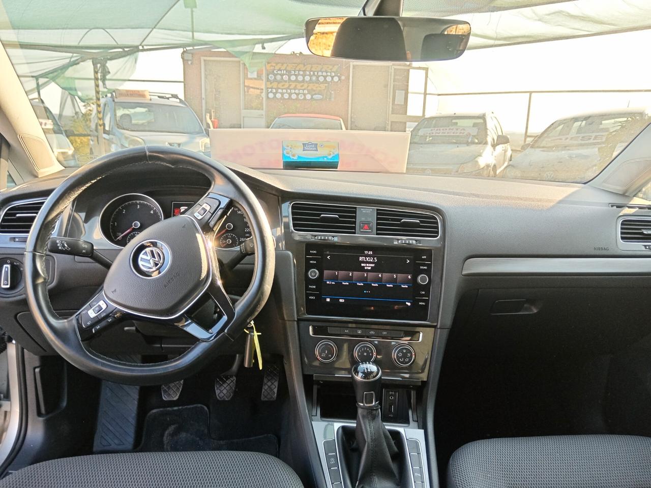 Volkswagen Golf 1.6 TDI 115CV DSG 5p. Business BlueMotion Technology