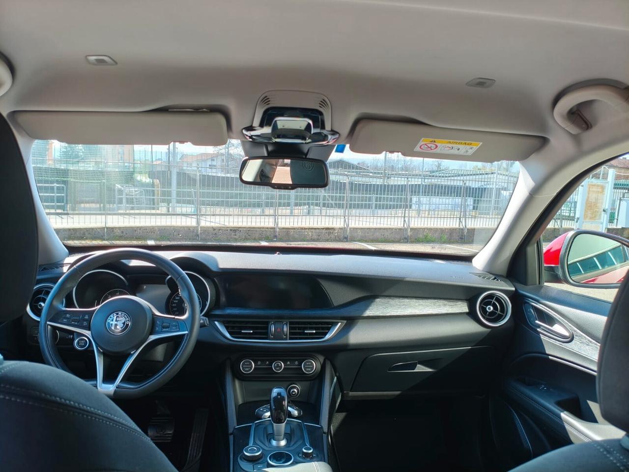 Alfa Romeo Stelvio 2.2 Turbodiesel 160 CV AT8 RWD Sport-Tech