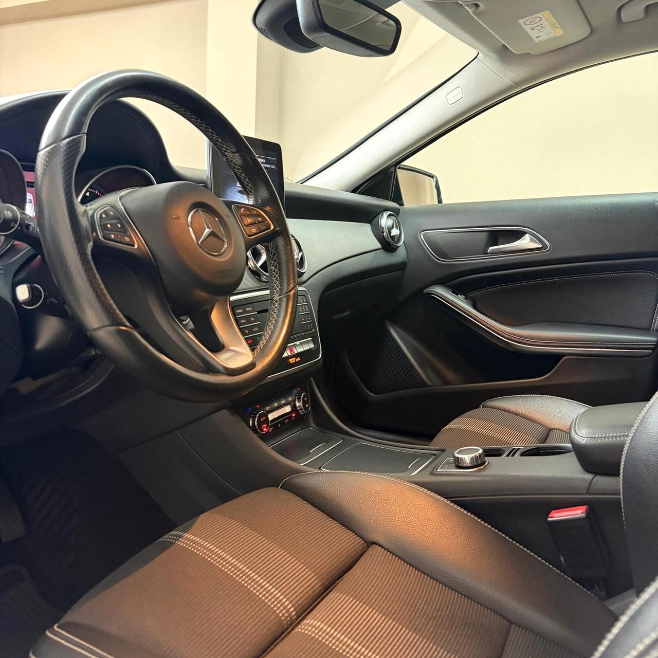 Mercedes-benz GLA 220 d Automatic Sport