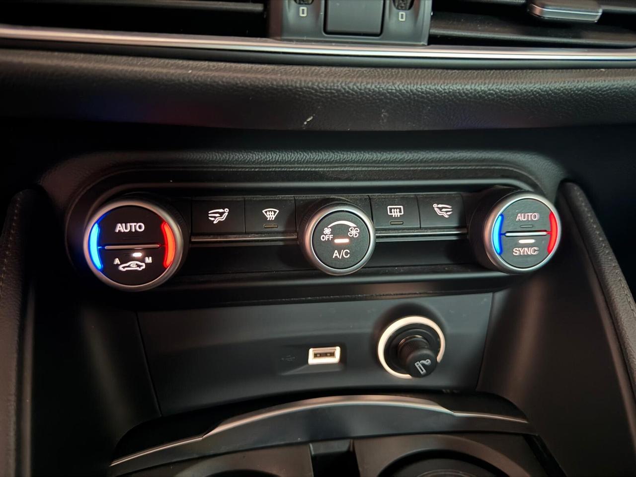 Alfa Romeo Stelvio 2.2 210 CV AT8 Q4 Executive
