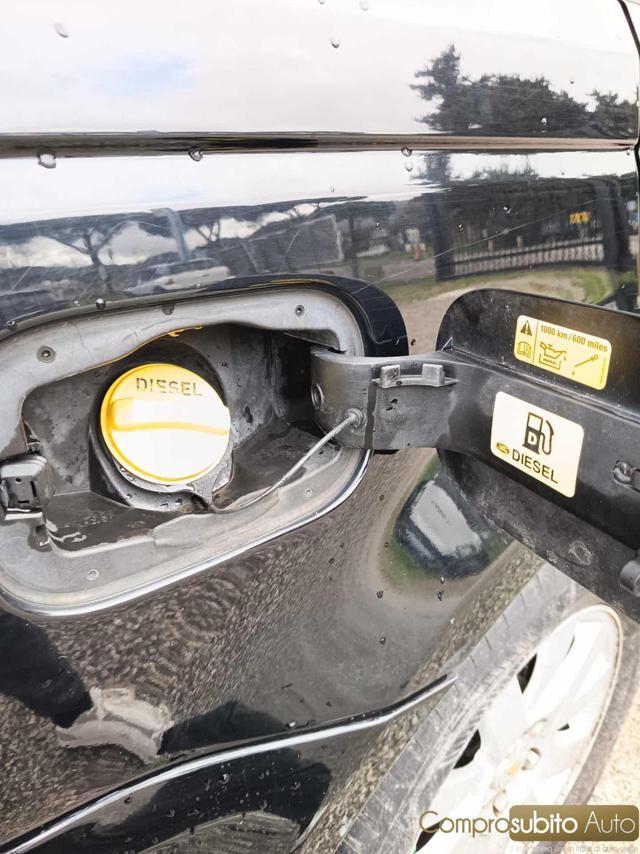 LAND ROVER Range Rover Sport 2.7 TDV6 SE