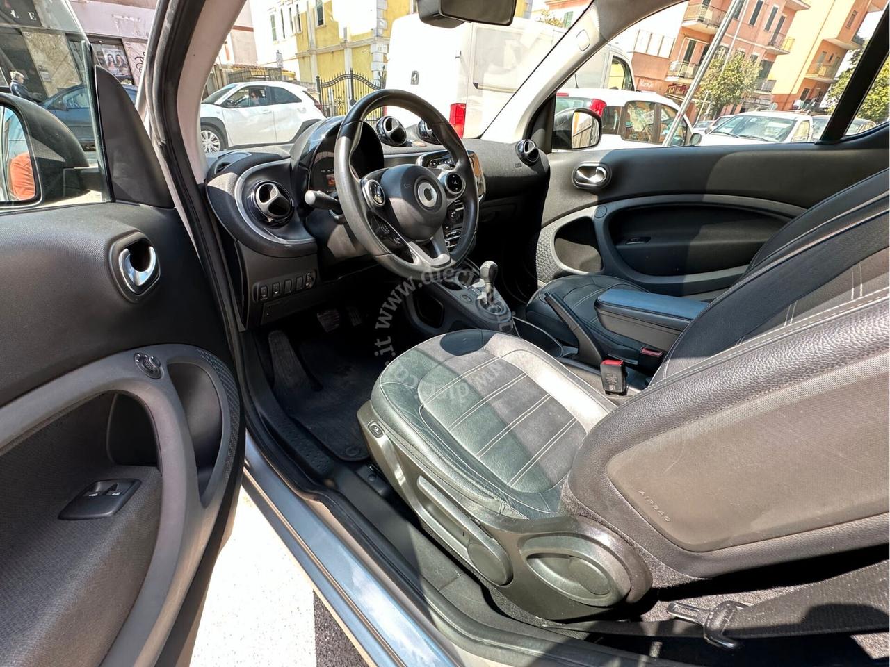 Smart ForTwo 70 1.0 twinamic Prime PELLE USB