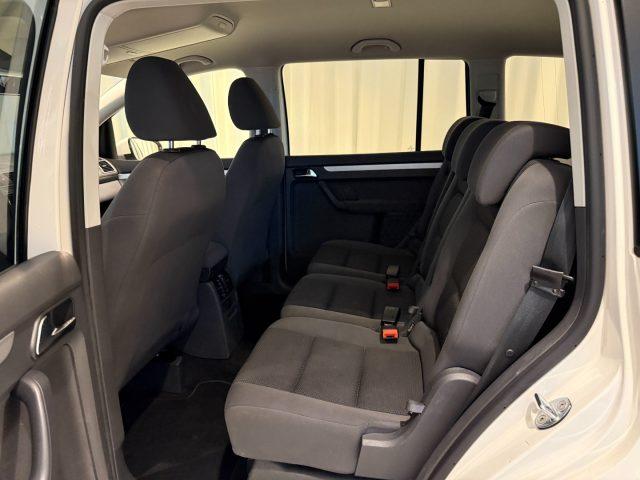 VOLKSWAGEN Touran 1.6 TDI Trendline Radio Clima