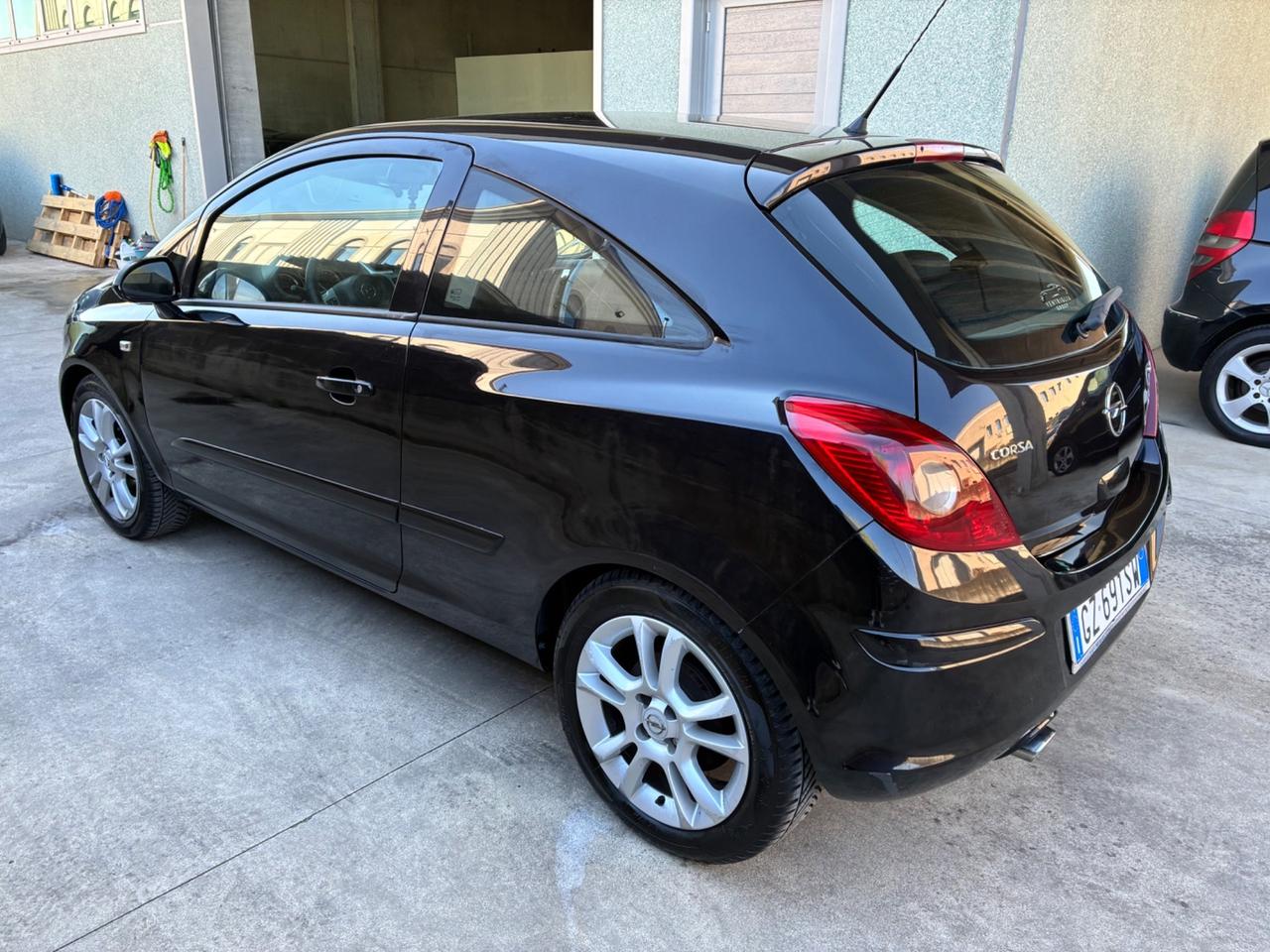 Opel Corsa 1.3 CDTI 90CV 3 porte Sport