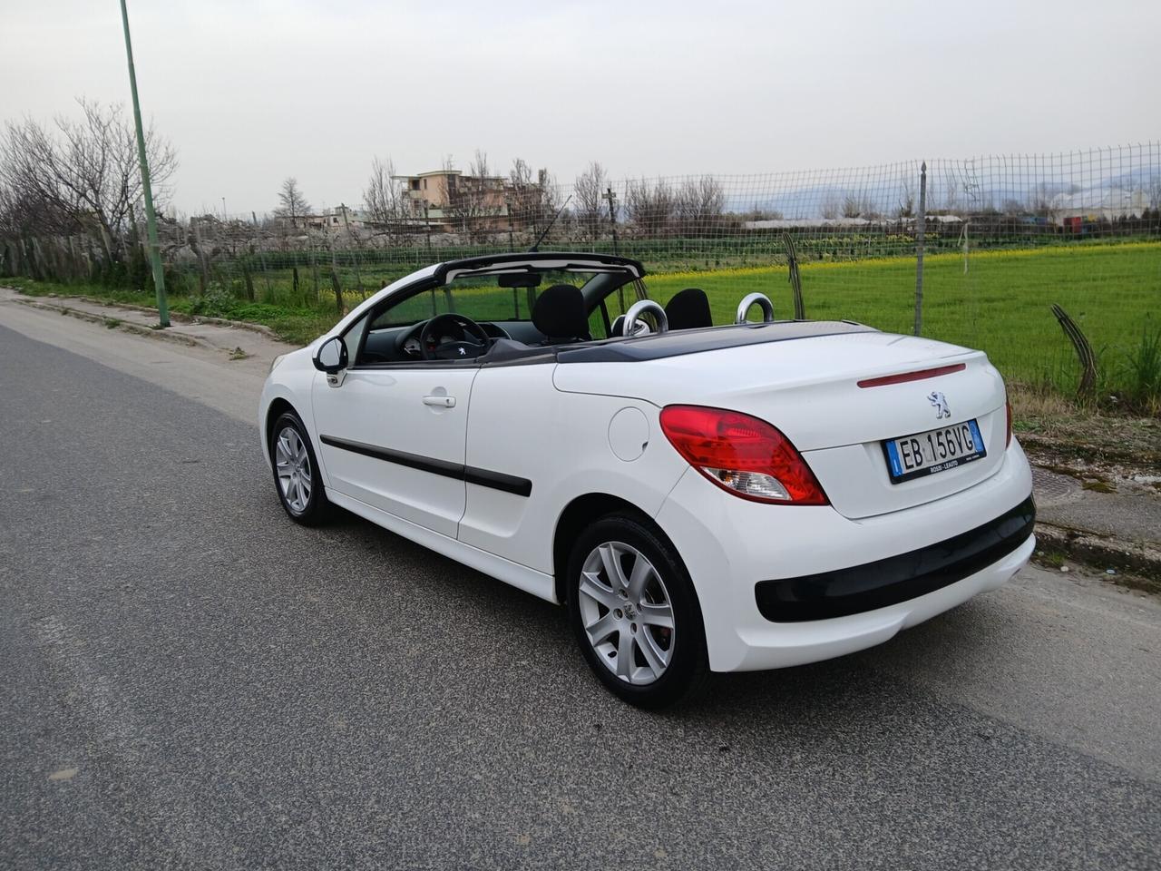 Peugeot 207 1.6 VTi 120CV CC Féline NUOVISS