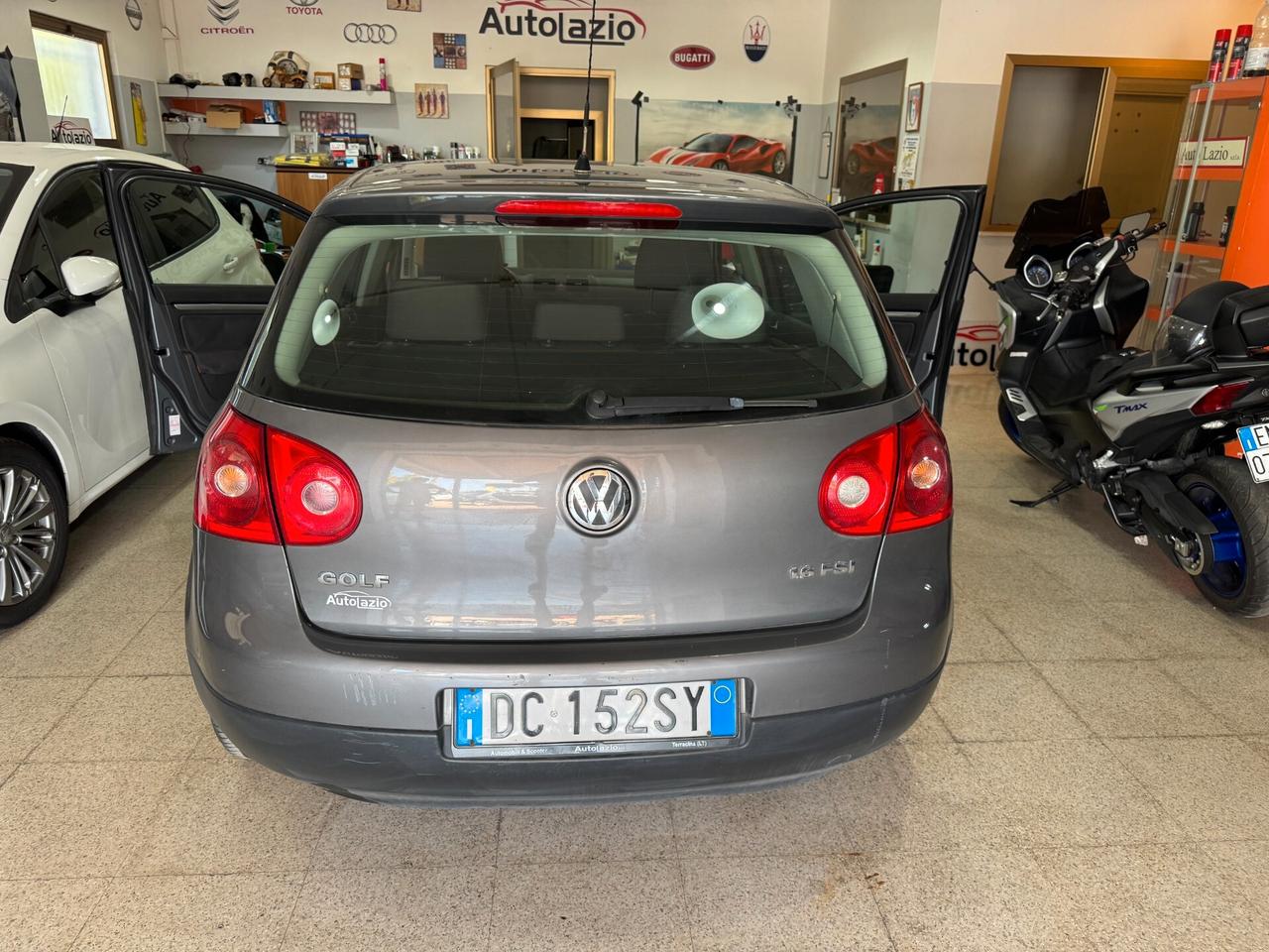 Volkswagen Golf 1.6 16V FSI 5p. Comfortline