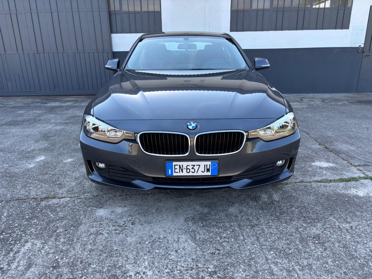 Bmw 320d 2.0D. Garanzia 12 mesi