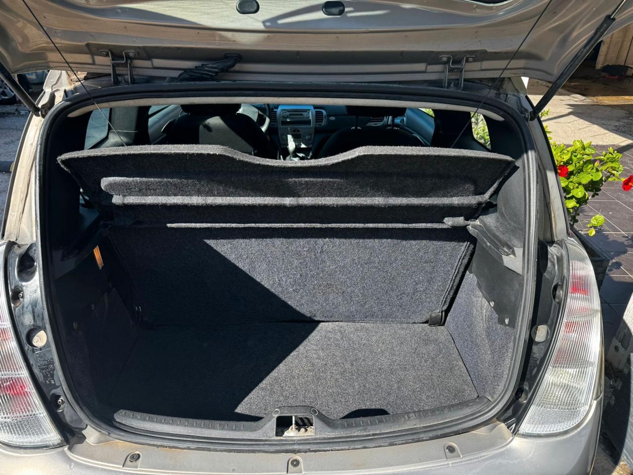 Lancia Ypsilon 1.3 MJT 75 CV Platinum