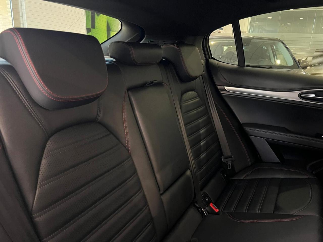 Alfa Romeo Stelvio 2.2 Turbodiesel 210 CV AT8 Q4 Competizione