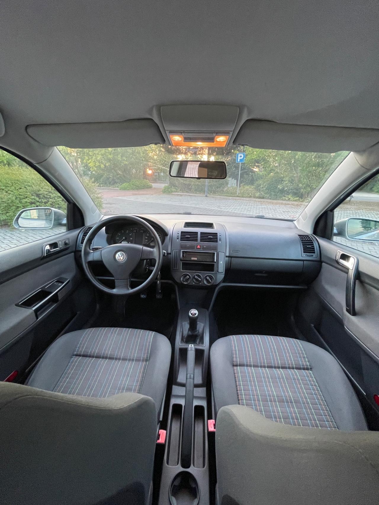 Volkswagen Polo 1.4 sportline