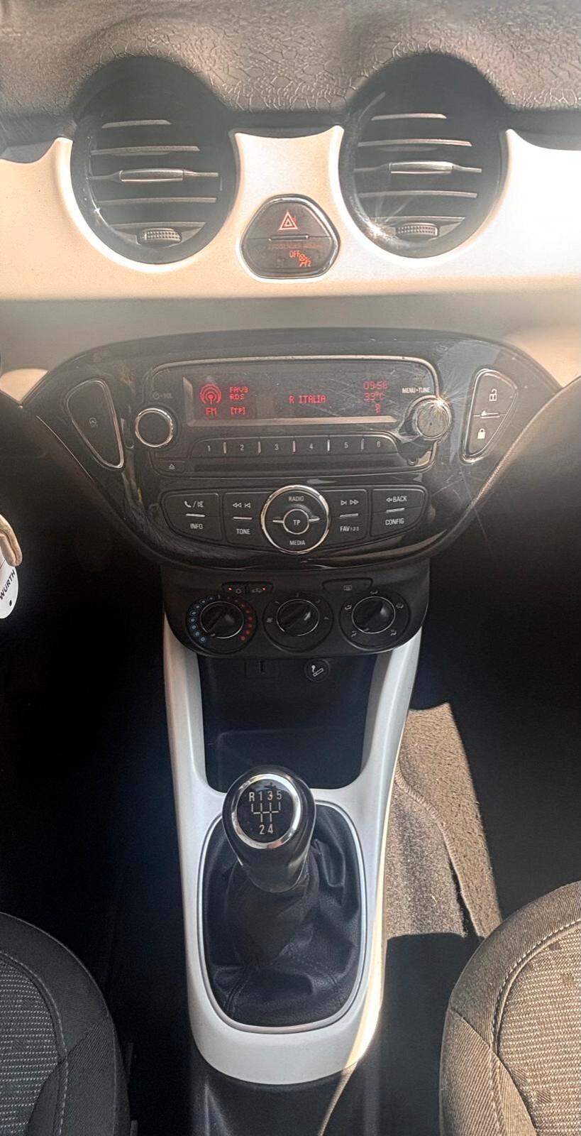 Opel Adam 1.2 70 CV White/Black Link