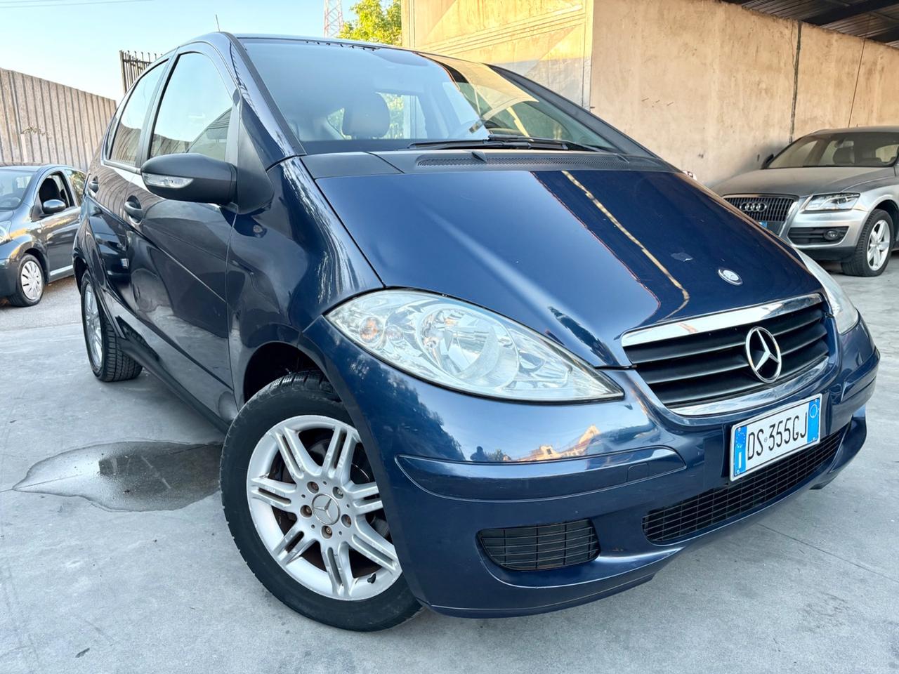 Mercedes-benz A 150 1.5 benzina 122000km