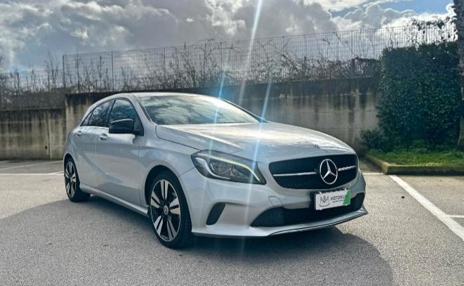 Mercedes A 180 D Premium 7G-DCT my16