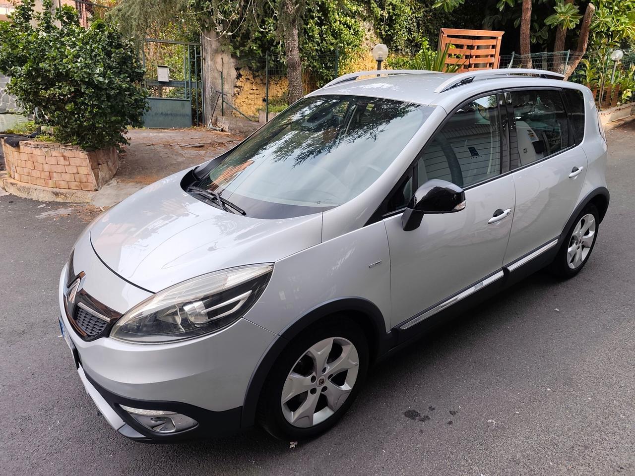 Renault Scénic XMod Cross 1.5 dCi 110CV Energy
