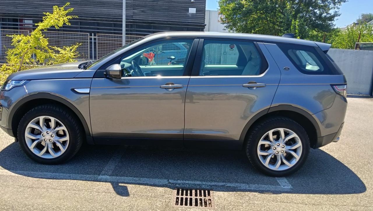 Land Rover Discovery Sport 2.0 TD4 180 CV SE