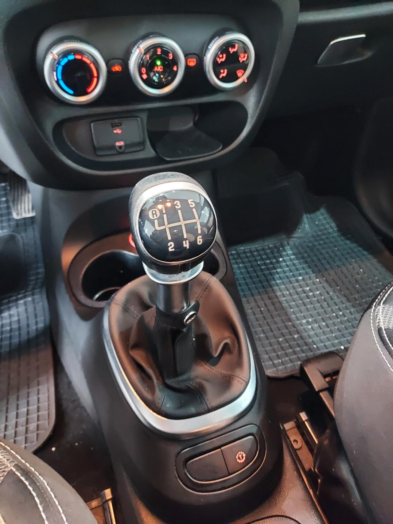 Fiat 500L 1.6 Multijet 105 CV Trekking BI-COLOR