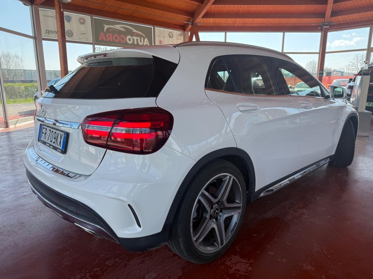 Mercedes-benz GLA 200 d Automatica
