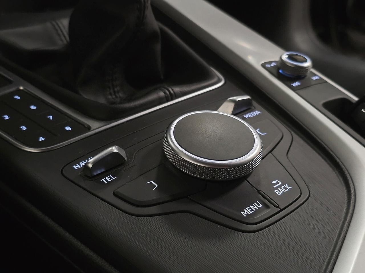 Audi A5 SPORTBACK 2.0 TFSI G-TRON SERVICE BOOK_MANUALE_KEYLESS