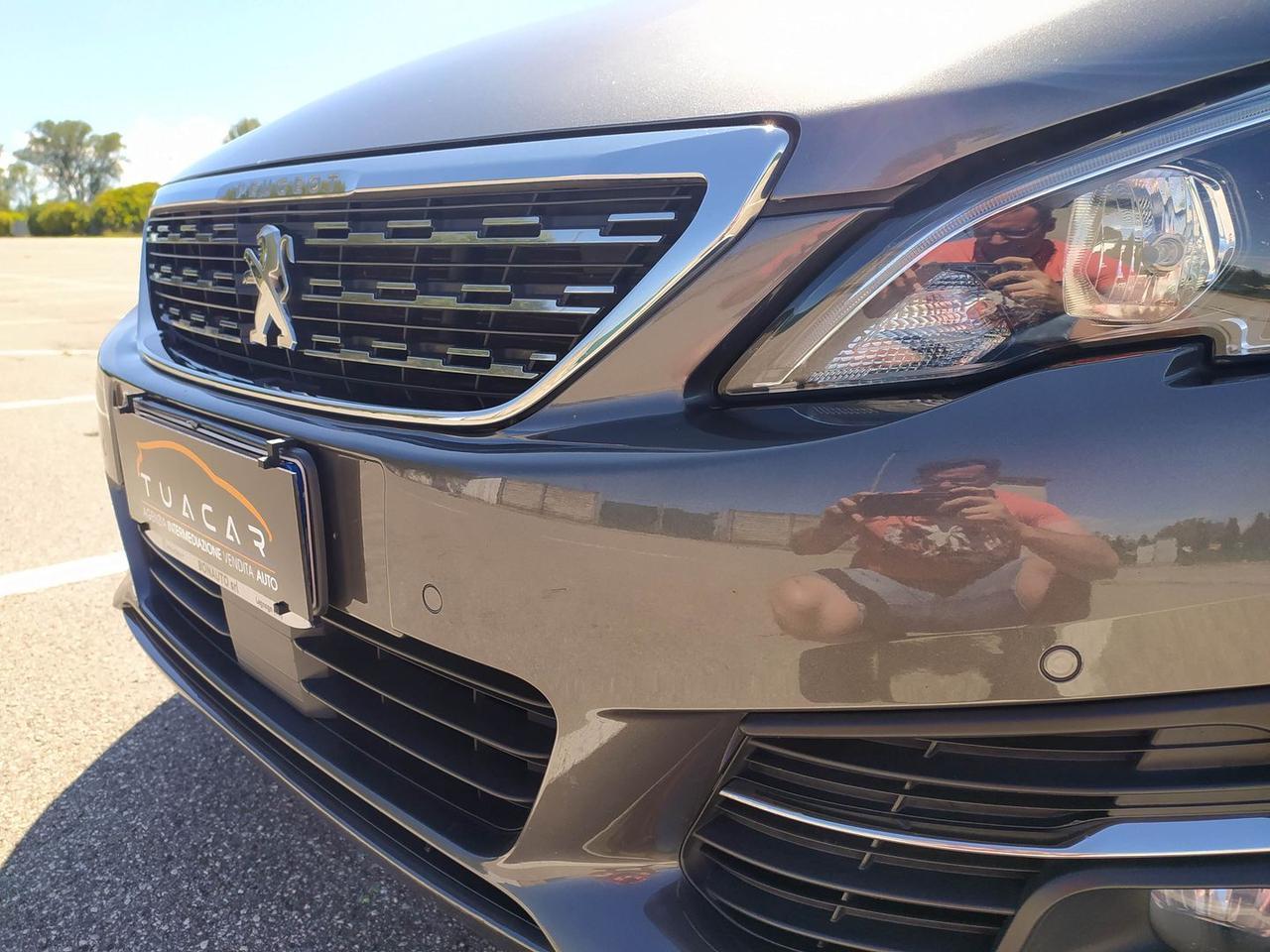 Peugeot 308 Tech Edition 1.5 Blue HDI 130 #6400