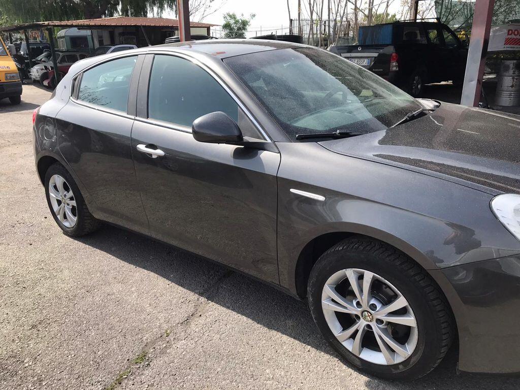 Alfa Romeo Giulietta 1.6 JTDm-2 105 CV Progression