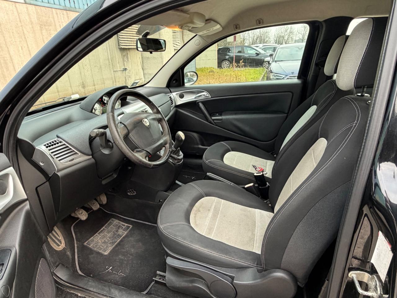 Lancia Ypsilon 1.3 Multijet 16V Platino