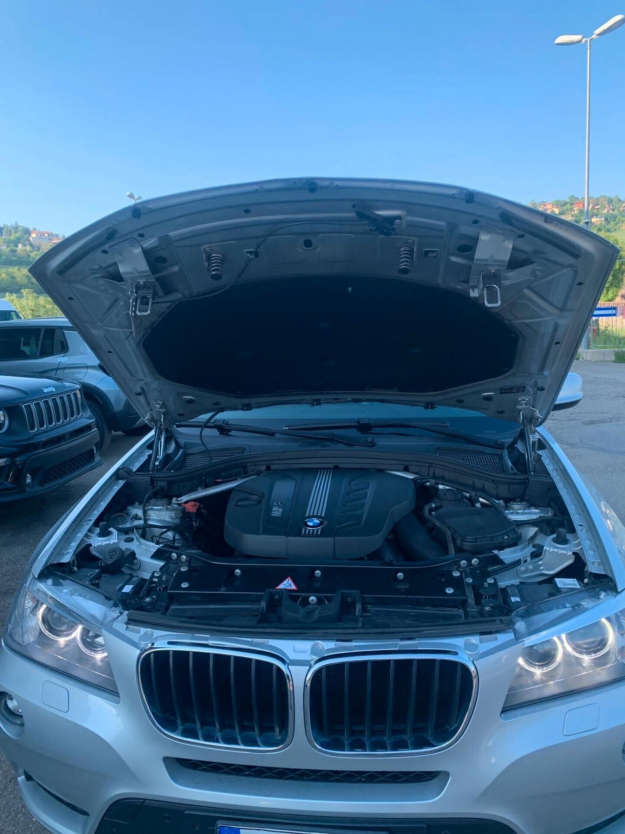 Bmw X3 tdi 4x4 , autamatico, tagliandato regolarmente 2012 197000 km , accessoriata.