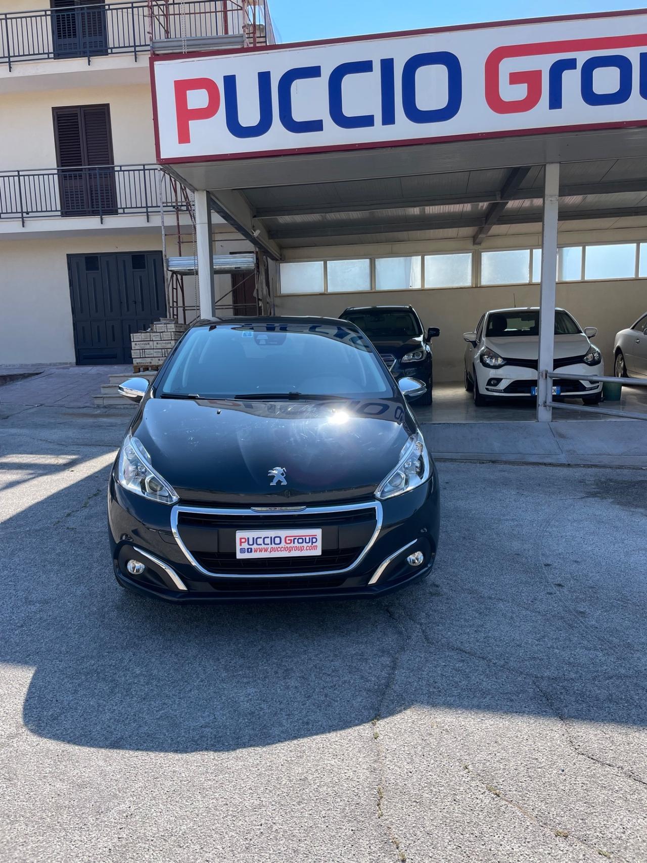 Peugeot 208 PureTech 82 5p. GPL Allure