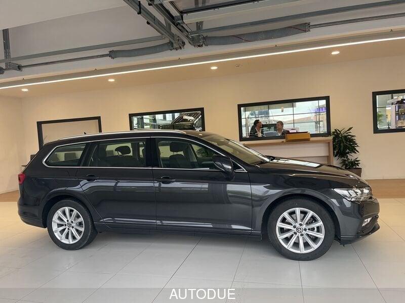 Volkswagen Passat VARIANT 2.0 TDI BUSINESS DSG 150CV