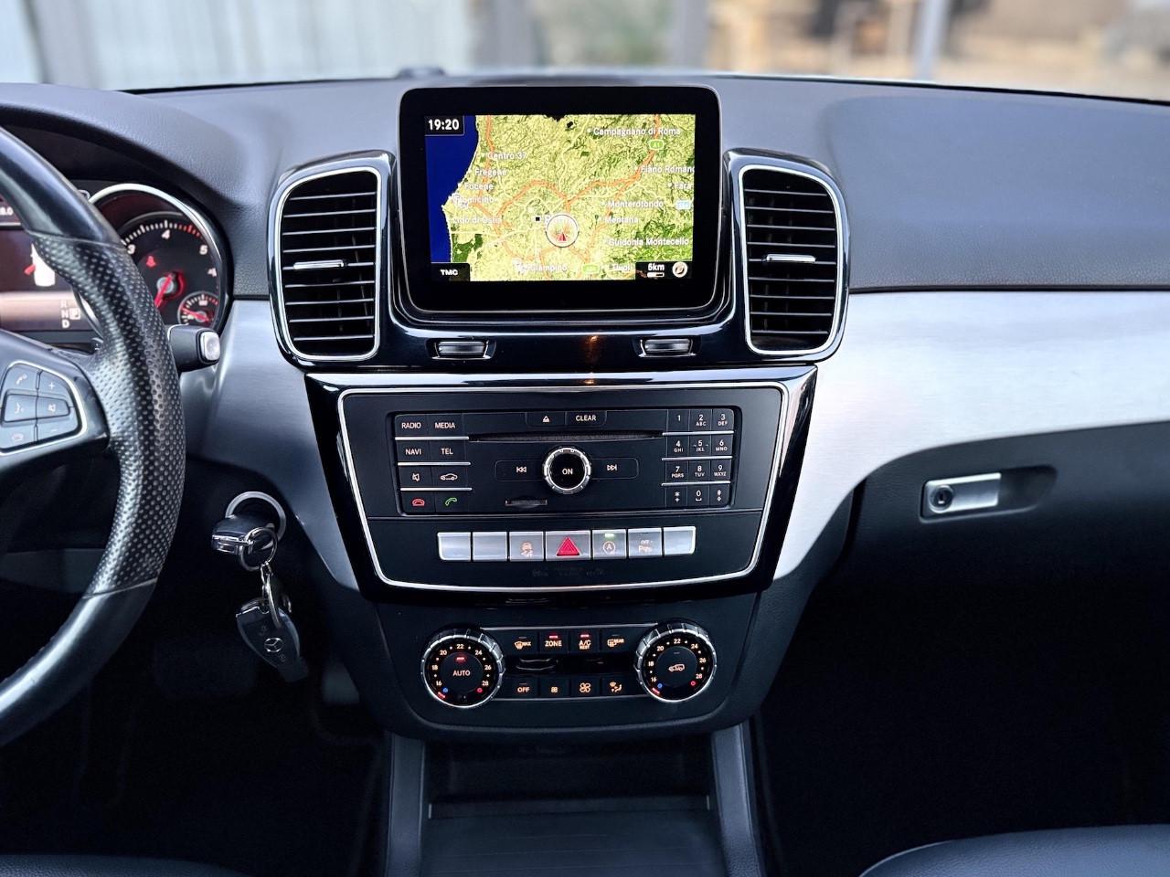 Mercedes GLE 250 Premium 4Matic 204CV E6 - 2018