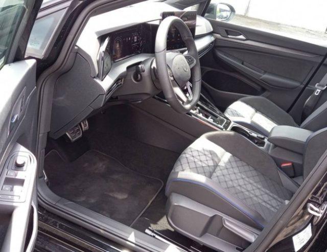 VOLKSWAGEN Golf 2.0 TDI 150 CV DSG SCR R-Line in PROMO con Tetto P