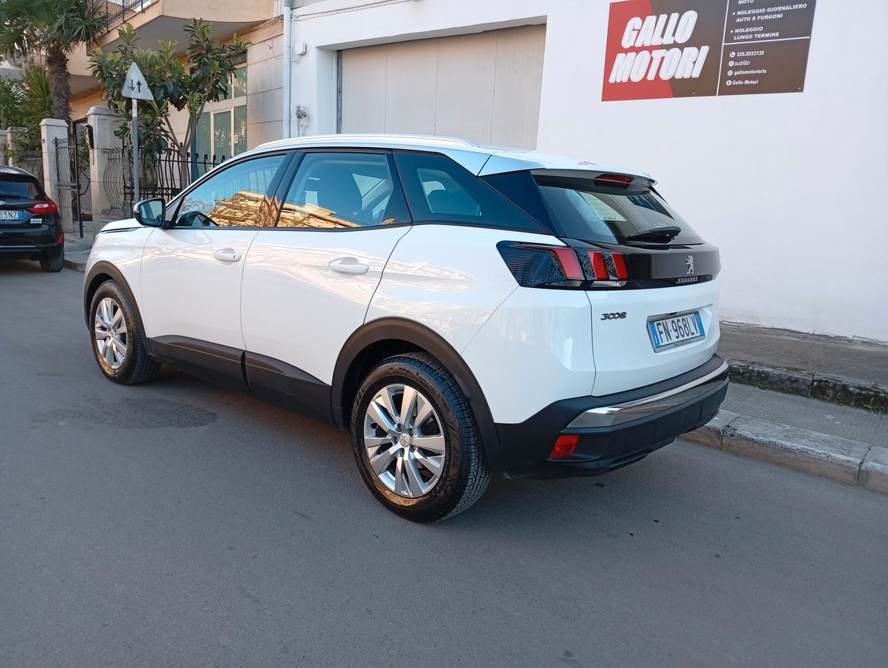 Peugeot 3008 BlueHDi 120 S&S EAT6 Business