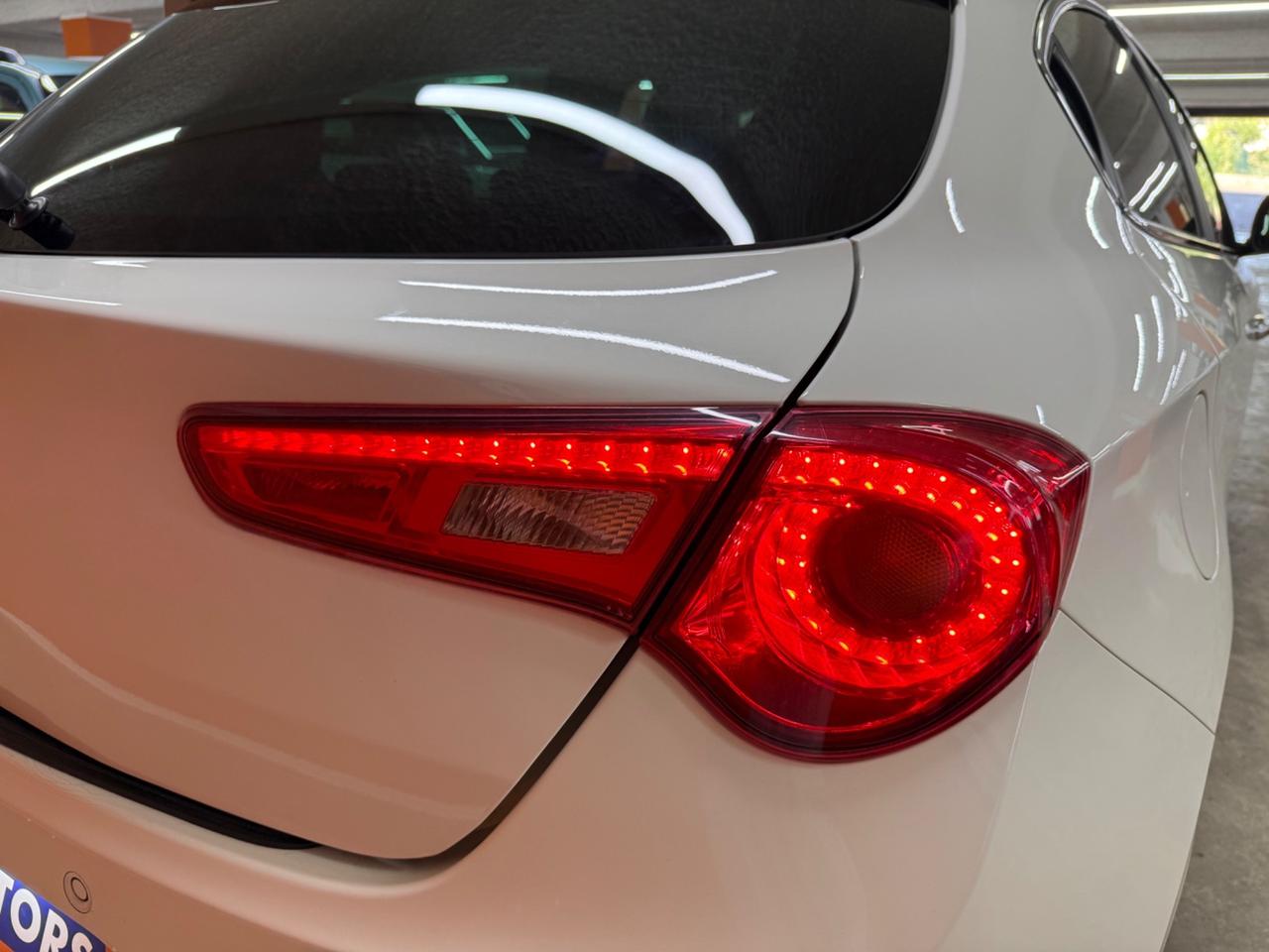 Alfa Romeo Giulietta 1.4 Turbo MultiAir TCT Exclusive BOSE