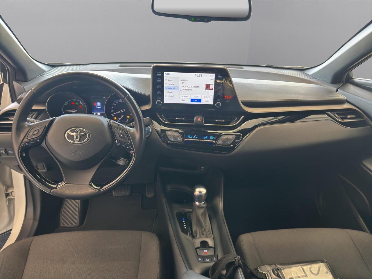 Toyota C-HR 1.8h Active e-cvt