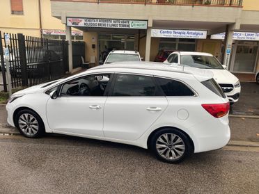 Kia Ceed cee'd 1.6 CRDi 136 CV DCT SW EcoDynamics Business Class