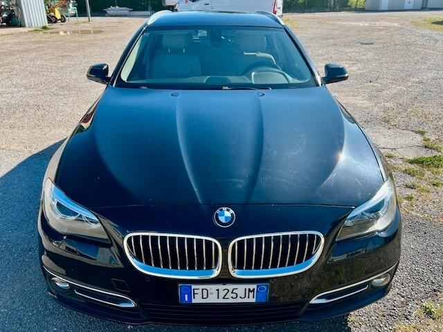 Bmw 520d Touring Luxury - 2016