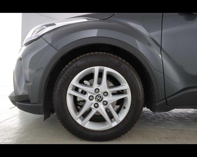 TOYOTA C-HR 1.8 Hybrid E-CVT Business