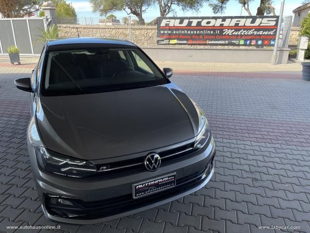 VOLKSWAGEN Polo 1.0 TSI R-Line                                                        