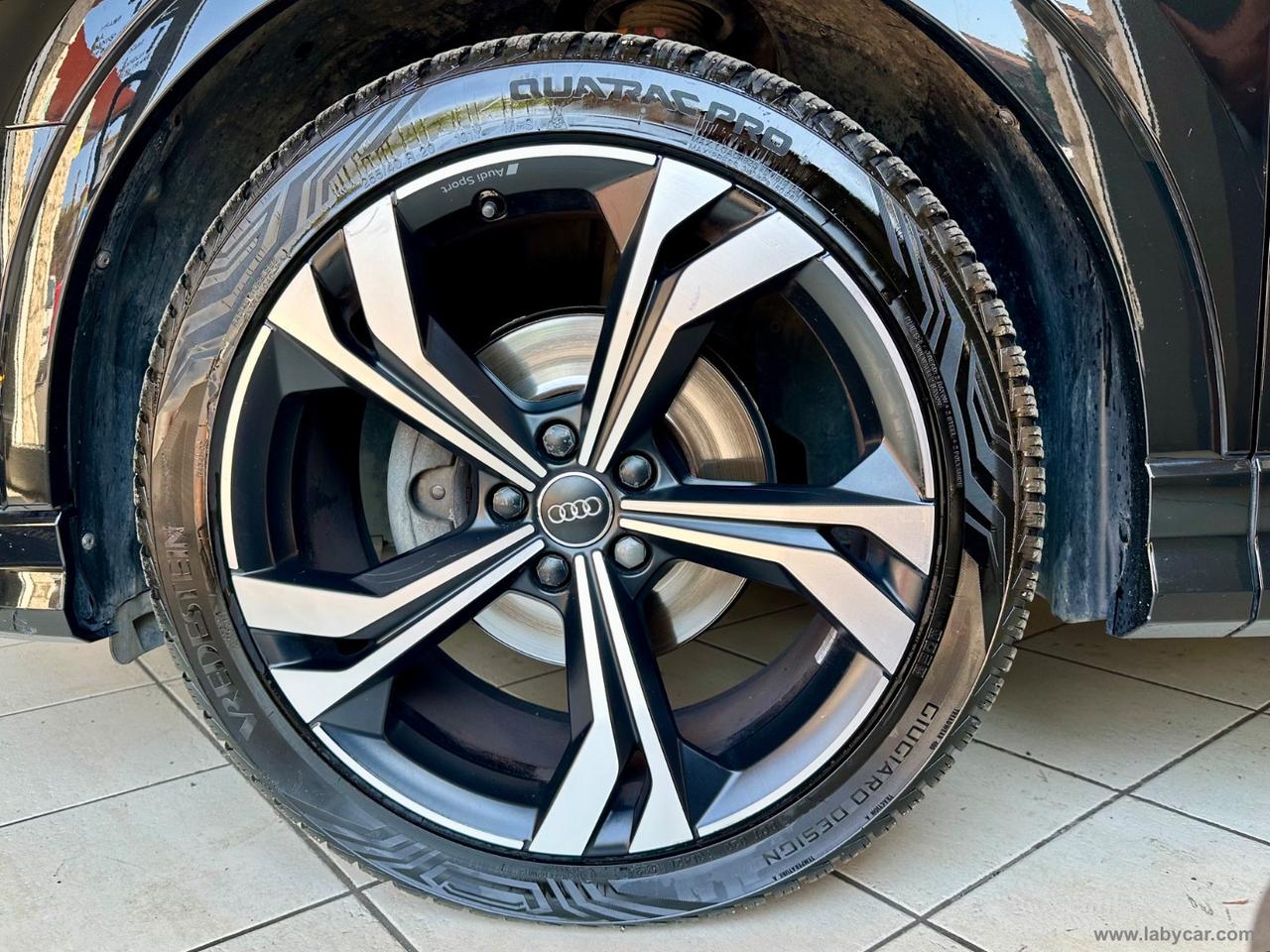 AUDI Q3 35 TDI S tronic S line edition