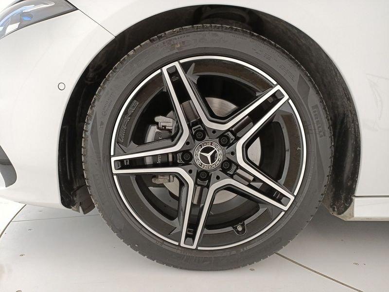 Mercedes-Benz Classe A - W177 2023 A 180 d AMG Line Advanced Plus auto
